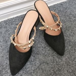 New black mules